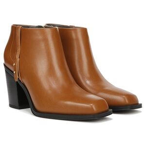 NWOT FRANCO SARTO Vivica Western Bootie In Tan. Size 7